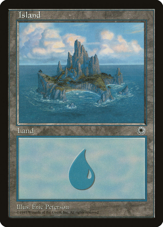 Island (Circular Bay in Center / No Waterfall) [Portal] | Total Play